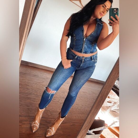 MOTHER  blue jeans - Picture 2 of 8